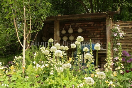 -2009 Courtyard. Pottering in North Cumbria (7).jpg