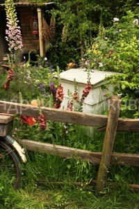 -2009 Courtyard. The Fenland Alchemist Garden (28).jpg