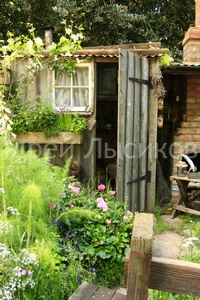 -2009 Courtyard. The Fenland Alchemist Garden (13).jpg