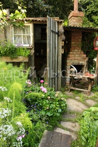 -2009 Courtyard. The Fenland Alchemist Garden (10).jpg