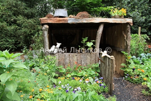  - 2011. Artisan. A Child s Garden in Wales (5).jpg